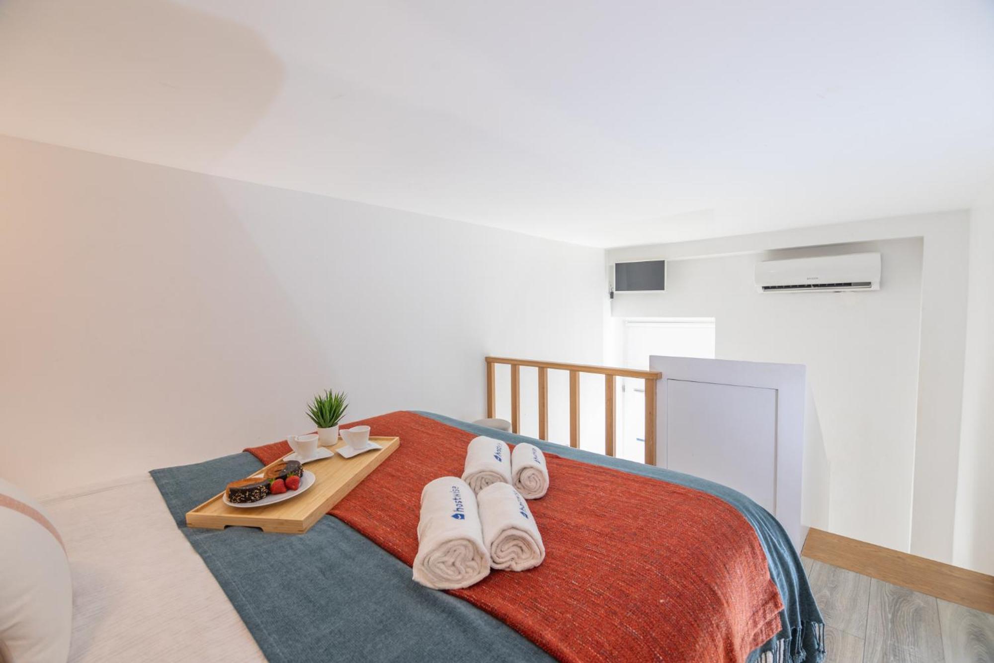 Deluxe Spacious Flats W Mezzanine By Host Wise Apartment Porto Ruang foto