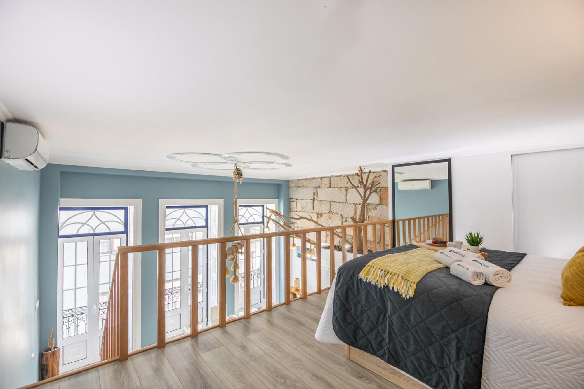 Deluxe Spacious Flats W Mezzanine By Host Wise Apartment Porto Ruang foto