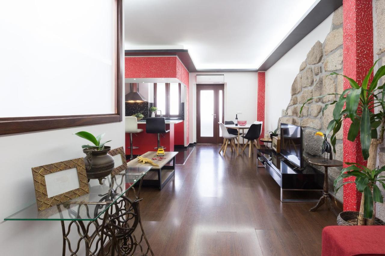 Deluxe Spacious Flats W Mezzanine By Host Wise Apartment Porto Bagian luar foto