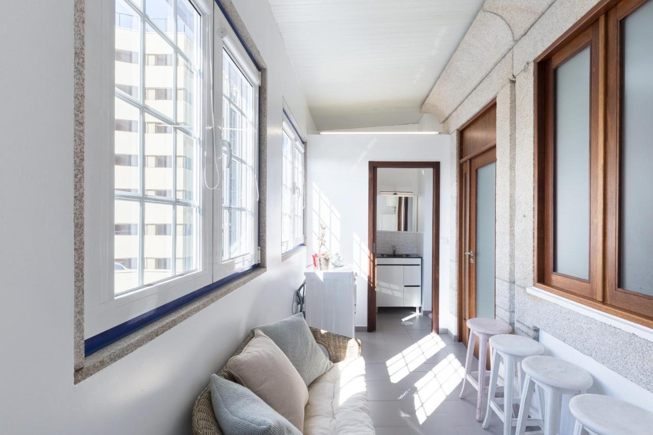 Deluxe Spacious Flats W Mezzanine By Host Wise Apartment Porto Bagian luar foto
